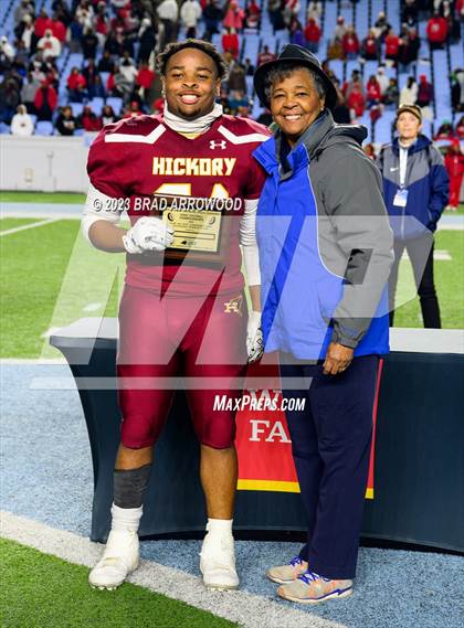 Thumbnail 3 in Seventy-First vs Hickory (NCHSAA 3A Finals) photogallery.