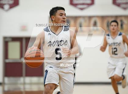 Thumbnail 2 in Hondo vs. Cuero (UIL 3A Bi-District Playoffs) photogallery.