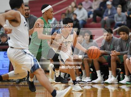 Thumbnail 3 in Hondo vs. Cuero (UIL 3A Bi-District Playoffs) photogallery.