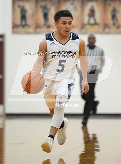 Thumbnail 3 in Hondo vs. Cuero (UIL 3A Bi-District Playoffs) photogallery.