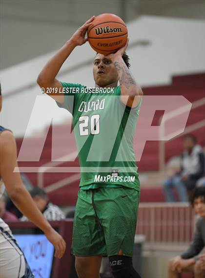 Thumbnail 3 in Hondo vs. Cuero (UIL 3A Bi-District Playoffs) photogallery.