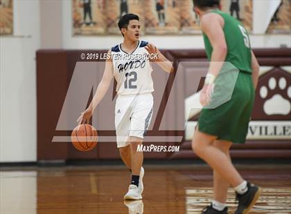 Thumbnail 3 in Hondo vs. Cuero (UIL 3A Bi-District Playoffs) photogallery.