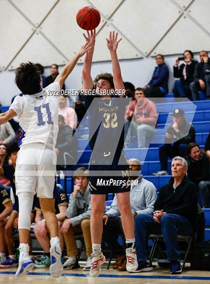Thumbnail 1 in Mullen vs Broomfield (CHSAA 5A Playoffs Round 1) photogallery.