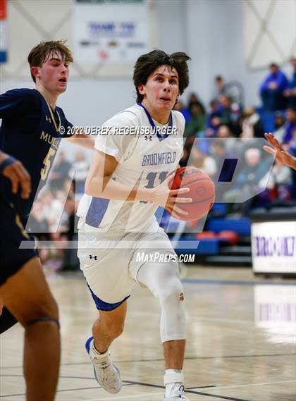 Thumbnail 2 in Mullen vs Broomfield (CHSAA 5A Playoffs Round 1) photogallery.