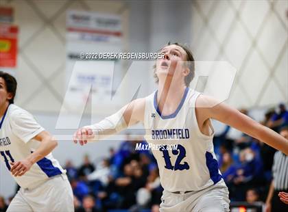 Thumbnail 1 in Mullen vs Broomfield (CHSAA 5A Playoffs Round 1) photogallery.