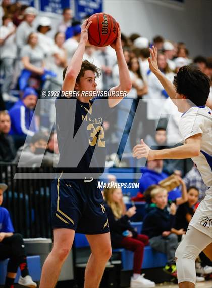 Thumbnail 3 in Mullen vs Broomfield (CHSAA 5A Playoffs Round 1) photogallery.
