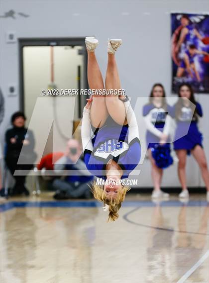 Thumbnail 1 in Mullen vs Broomfield (CHSAA 5A Playoffs Round 1) photogallery.