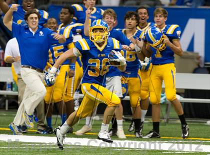 Thumbnail 2 in Lincoln vs. St. Paul photogallery.