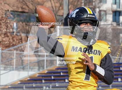 Thumbnail 3 in Frank J. Macchiarola vs. Madison (PSAL 3A Final) photogallery.