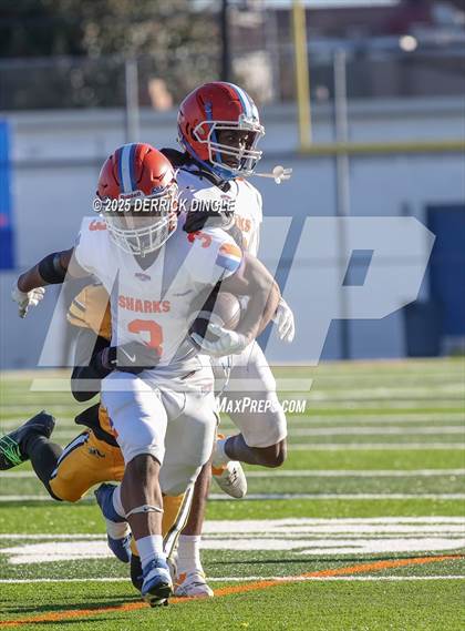 Thumbnail 3 in Frank J. Macchiarola vs. Madison (PSAL 3A Final) photogallery.