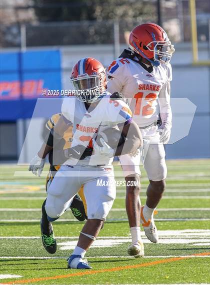 Thumbnail 3 in Frank J. Macchiarola vs. Madison (PSAL 3A Final) photogallery.