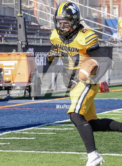 Thumbnail 2 in Frank J. Macchiarola vs. Madison (PSAL 3A Final) photogallery.