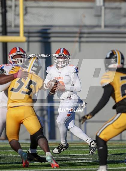 Thumbnail 2 in Frank J. Macchiarola vs. Madison (PSAL 3A Final) photogallery.