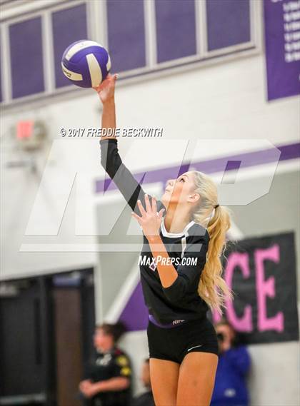 Thumbnail 1 in Melissa @ Bonham photogallery.