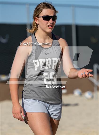 Thumbnail 2 in Perry vs Hamilton @ Casteel photogallery.