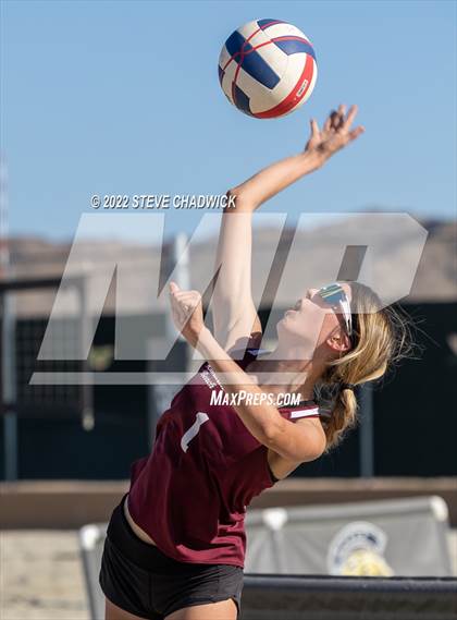 Thumbnail 2 in Perry vs Hamilton @ Casteel photogallery.