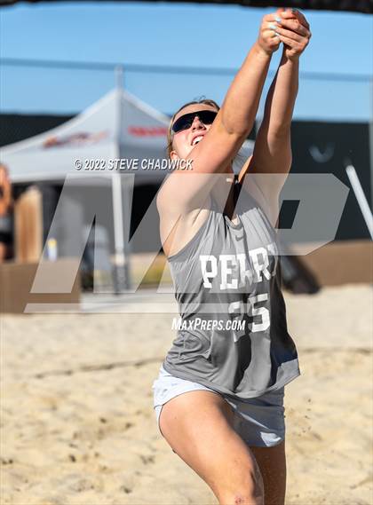 Thumbnail 3 in Perry vs Hamilton @ Casteel photogallery.