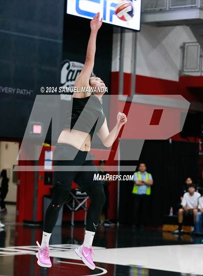 Thumbnail 1 in Chatsworth vs Eagle Rock (CIF LAS Open DivisionFinal) photogallery.