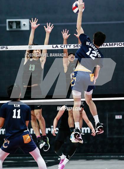 Thumbnail 1 in Chatsworth vs Eagle Rock (CIF LAS Open DivisionFinal) photogallery.