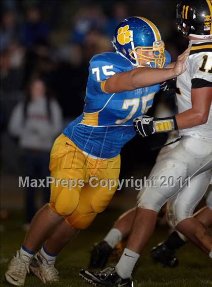 Thumbnail 3 in Rio Linda @ Del Campo photogallery.
