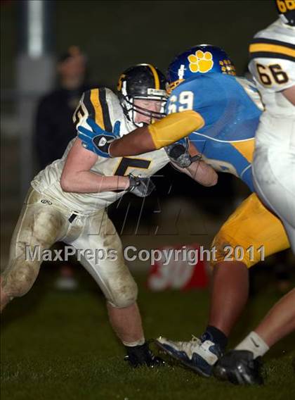 Thumbnail 3 in Rio Linda @ Del Campo photogallery.