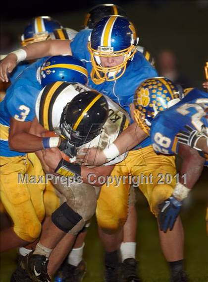 Thumbnail 3 in Rio Linda @ Del Campo photogallery.