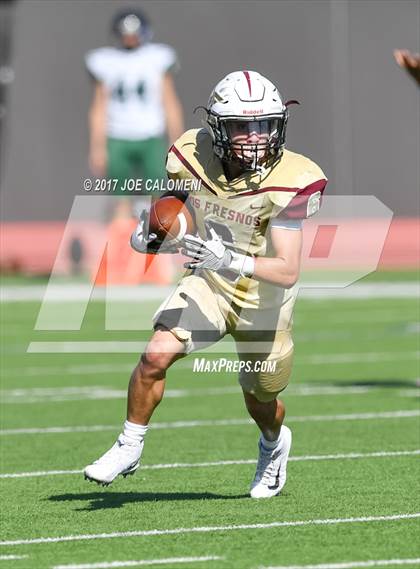 Thumbnail 2 in Los Fresnos vs Southwest (Class 6A Div I Second round) photogallery.