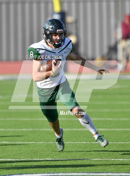 Thumbnail 1 in Los Fresnos vs Southwest (Class 6A Div I Second round) photogallery.