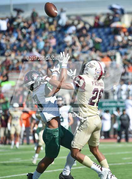 Thumbnail 1 in Los Fresnos vs Southwest (Class 6A Div I Second round) photogallery.