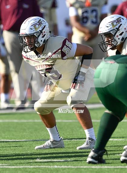 Thumbnail 3 in Los Fresnos vs Southwest (Class 6A Div I Second round) photogallery.