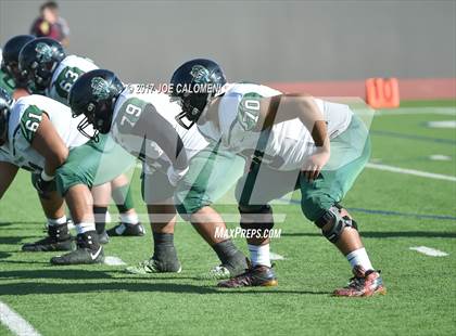 Thumbnail 1 in Los Fresnos vs Southwest (Class 6A Div I Second round) photogallery.
