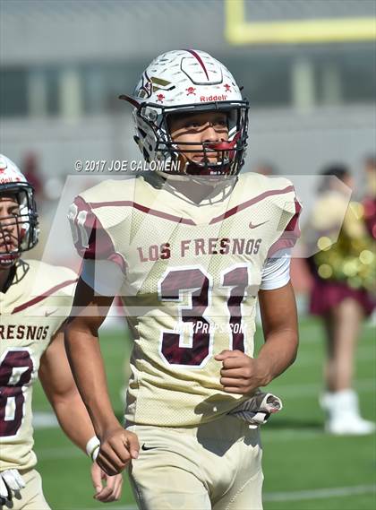 Thumbnail 2 in Los Fresnos vs Southwest (Class 6A Div I Second round) photogallery.