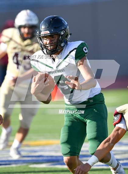 Thumbnail 1 in Los Fresnos vs Southwest (Class 6A Div I Second round) photogallery.