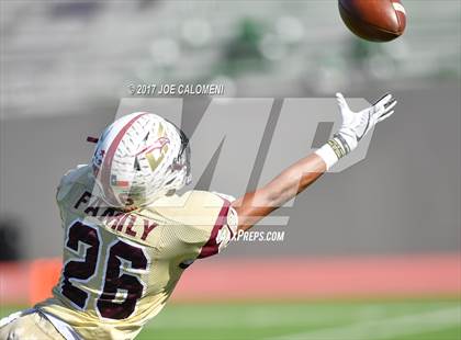 Thumbnail 1 in Los Fresnos vs Southwest (Class 6A Div I Second round) photogallery.
