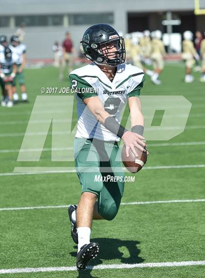 Thumbnail 2 in Los Fresnos vs Southwest (Class 6A Div I Second round) photogallery.
