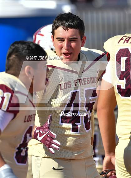 Thumbnail 1 in Los Fresnos vs Southwest (Class 6A Div I Second round) photogallery.