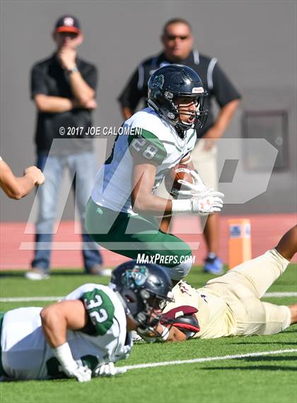 Thumbnail 1 in Los Fresnos vs Southwest (Class 6A Div I Second round) photogallery.