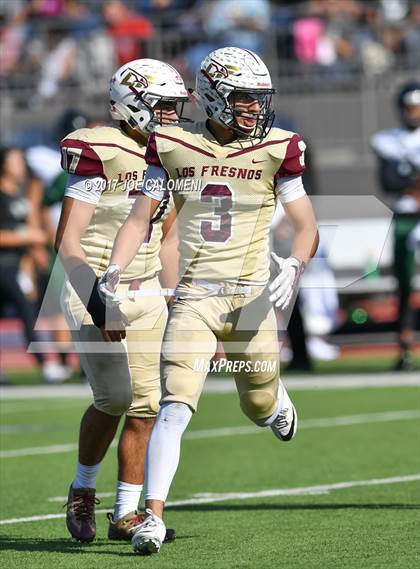 Thumbnail 3 in Los Fresnos vs Southwest (Class 6A Div I Second round) photogallery.