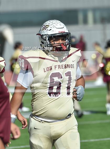 Thumbnail 1 in Los Fresnos vs Southwest (Class 6A Div I Second round) photogallery.