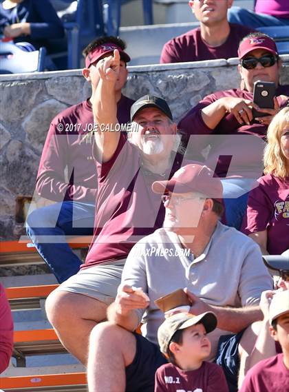 Thumbnail 2 in Los Fresnos vs Southwest (Class 6A Div I Second round) photogallery.