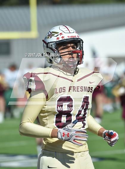 Thumbnail 3 in Los Fresnos vs Southwest (Class 6A Div I Second round) photogallery.