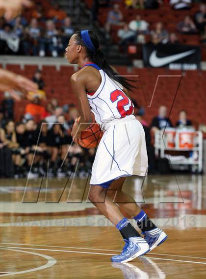 Thumbnail 1 in Duncanville vs. Clear Springs (UIL 5A Semifinal) photogallery.