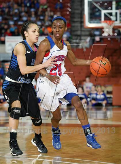 Thumbnail 3 in Duncanville vs. Clear Springs (UIL 5A Semifinal) photogallery.