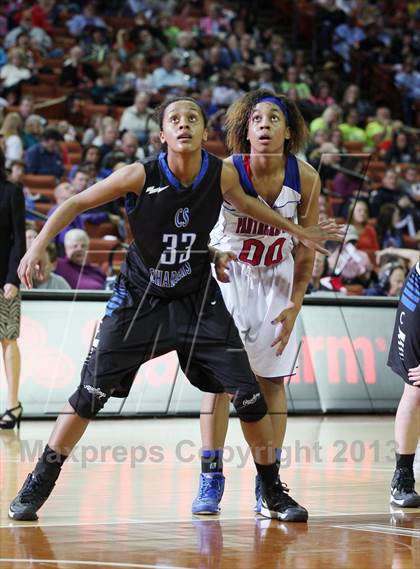 Thumbnail 3 in Duncanville vs. Clear Springs (UIL 5A Semifinal) photogallery.