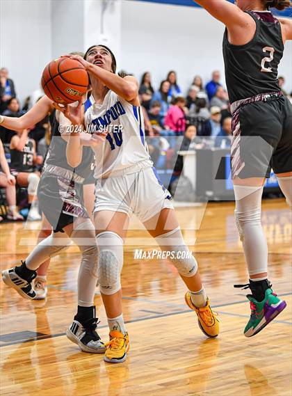 Thumbnail 1 in Mumford vs Iola photogallery.