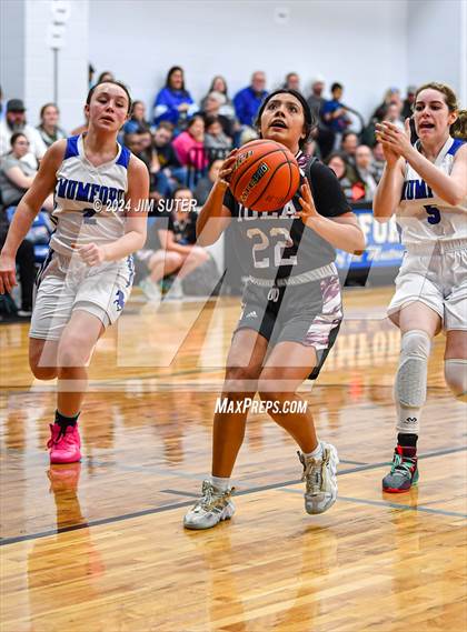 Thumbnail 2 in Mumford vs Iola photogallery.