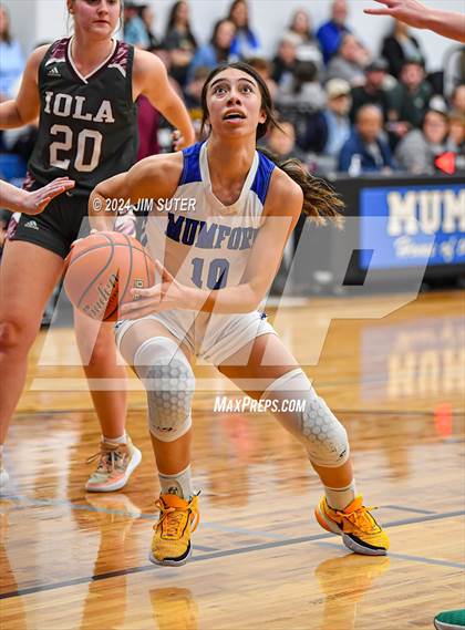 Thumbnail 1 in Mumford vs Iola photogallery.