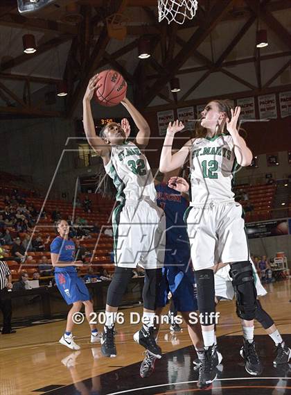 Thumbnail 3 in Folsom vs. St. Mary's (CIF SJS D1 Semifinal) photogallery.