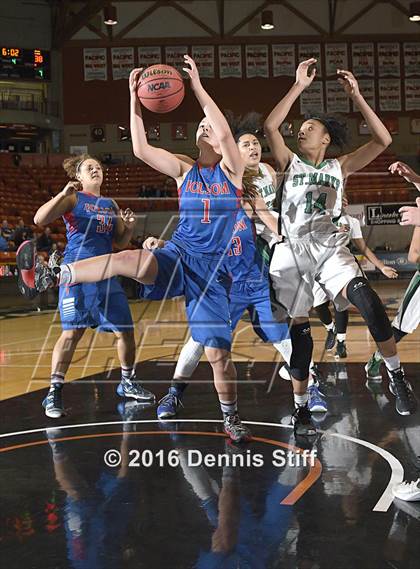 Thumbnail 3 in Folsom vs. St. Mary's (CIF SJS D1 Semifinal) photogallery.