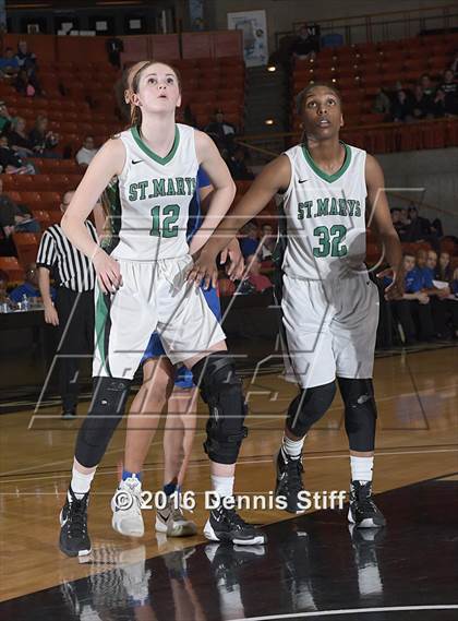 Thumbnail 2 in Folsom vs. St. Mary's (CIF SJS D1 Semifinal) photogallery.